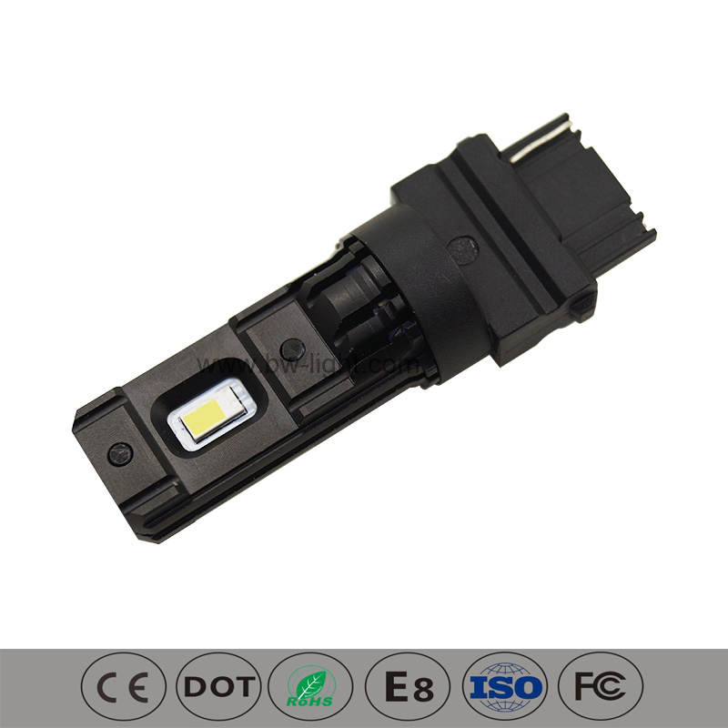 3156 Lampadina stop auto a led bianca per luce camion